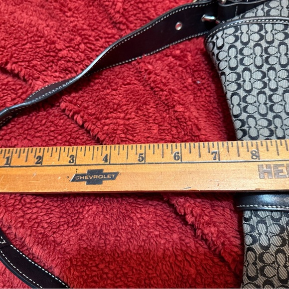 Coach Soho Signature Small C Hobo Gently Loved - Picture 12 of 12